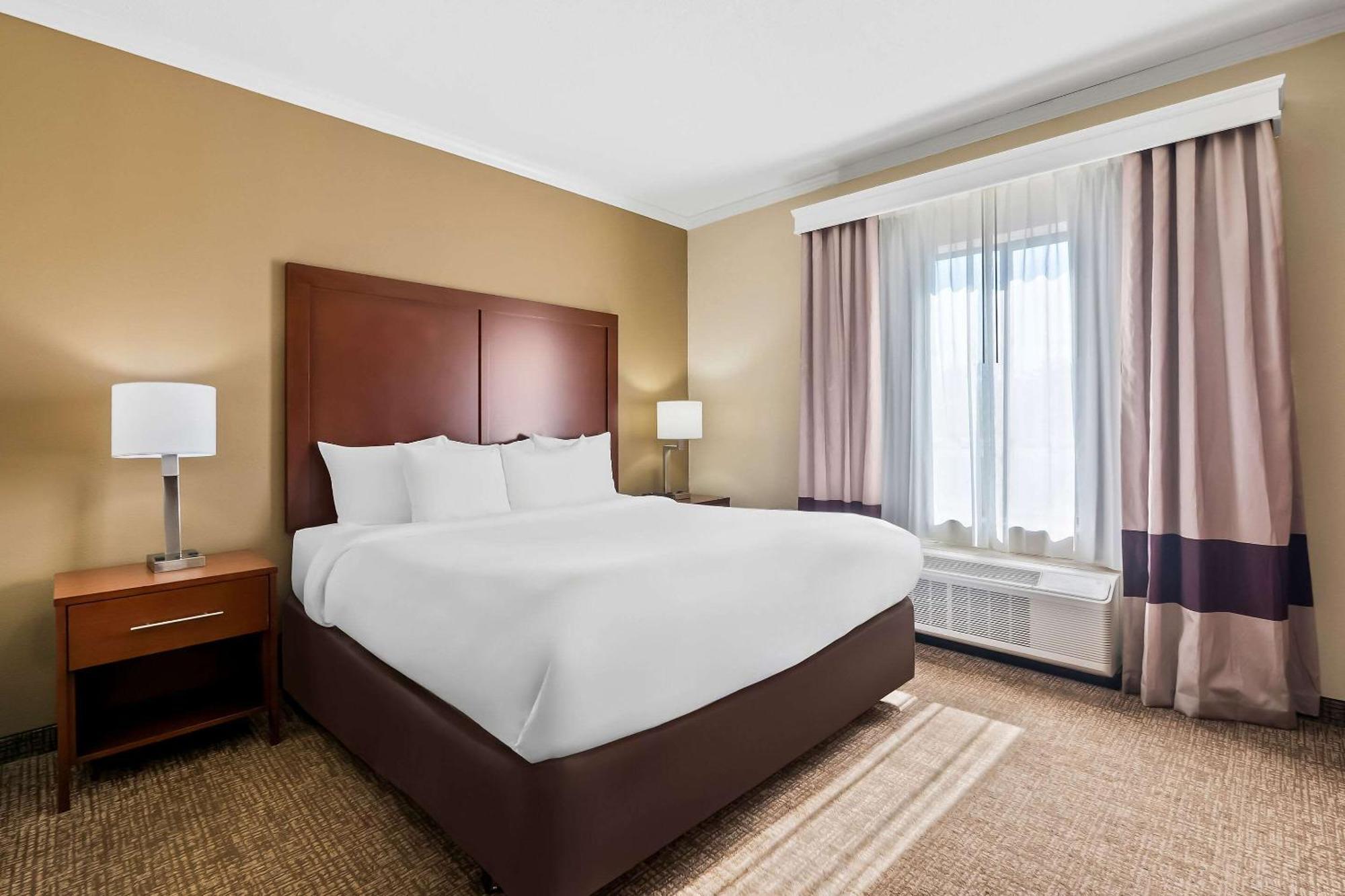Comfort Suites Panama City Near Tyndall Afb Екстер'єр фото